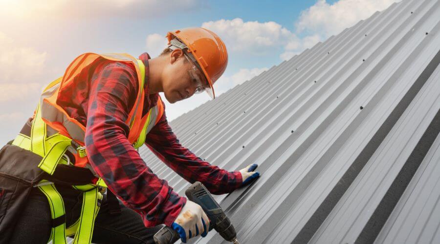 Professional Emergency Roof Repairs services in Clinton, NC